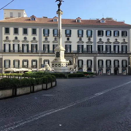 Nocleg ze śniadaniem Medusa Chiaia 164