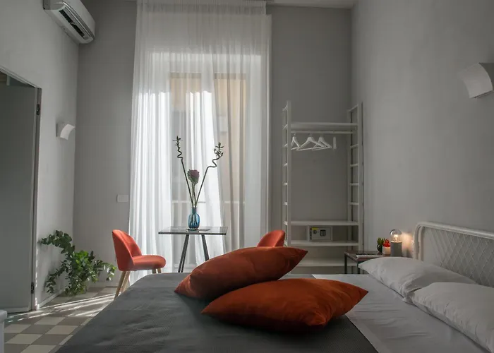 فندق مبيت وإفطار Medusa Chiaia 164